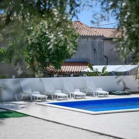 דירות Pavicini Summer House Nina מראה חיצוני תמונה