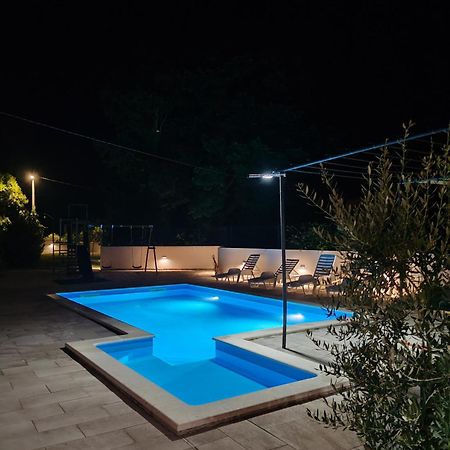 דירות Pavicini Summer House Nina מראה חיצוני תמונה