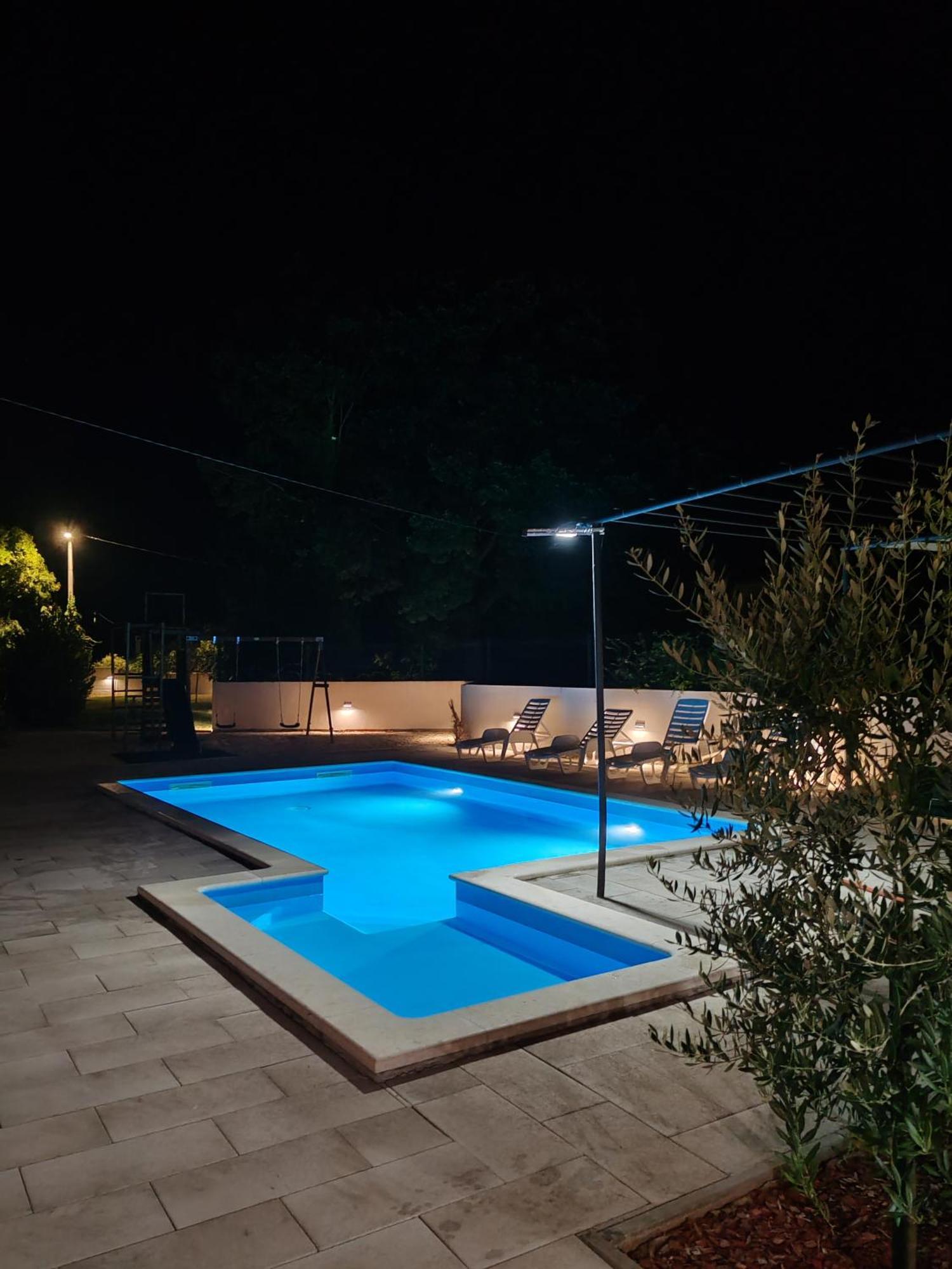 דירות Pavicini Summer House Nina מראה חיצוני תמונה